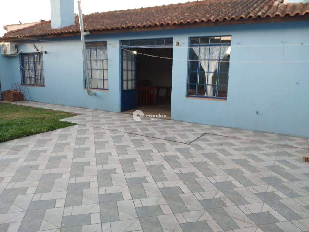 Casa à venda no Camobi: 
