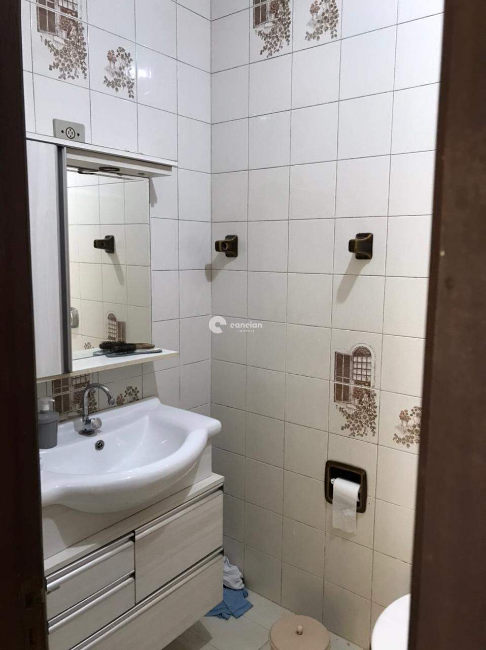Casa à venda no Camobi: 