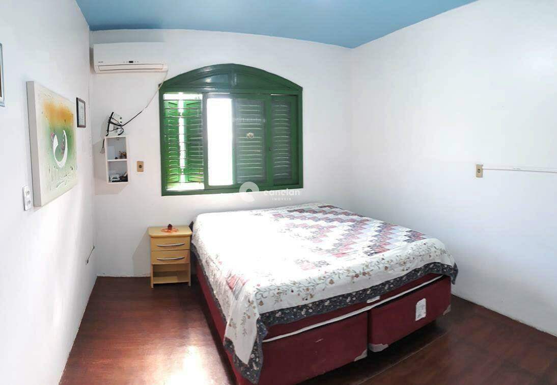 Casa à venda no Pinheiro Machado: 