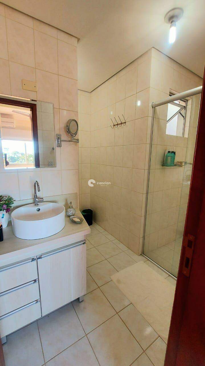 Apartamento à venda no Pinheiro Machado: 