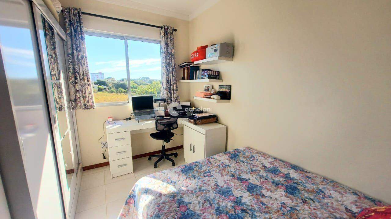 Apartamento à venda no Pinheiro Machado: 