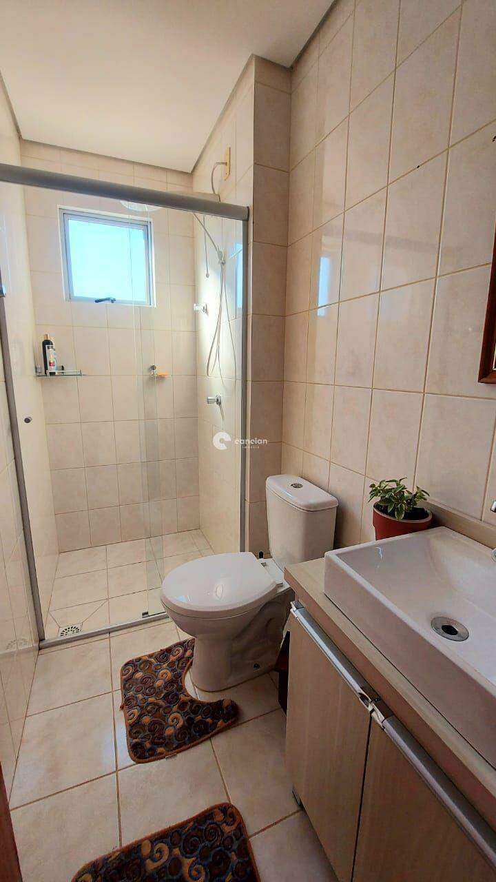 Apartamento à venda no Pinheiro Machado: 