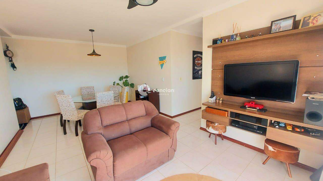 Apartamento à venda no Pinheiro Machado: 