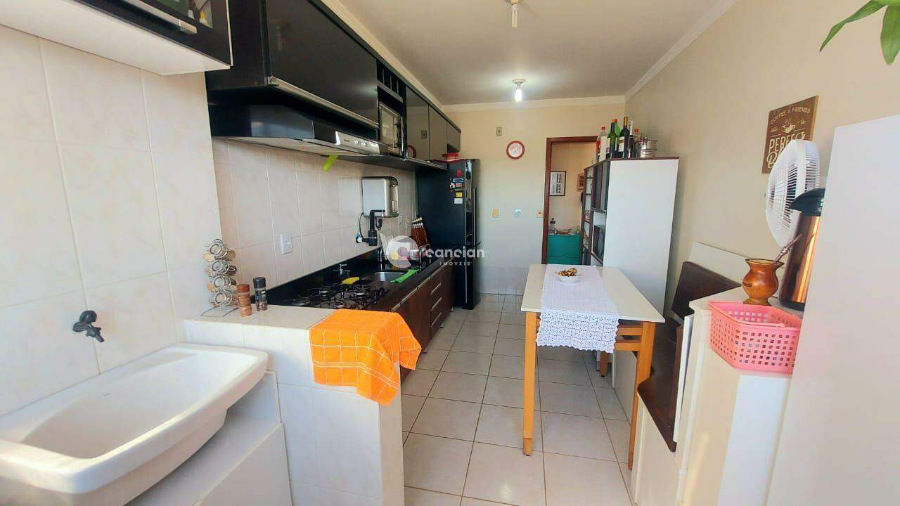 Apartamento à venda no Pinheiro Machado: 
