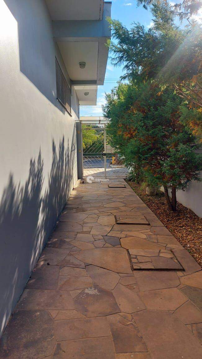 Apartamento à venda no Pinheiro Machado: 