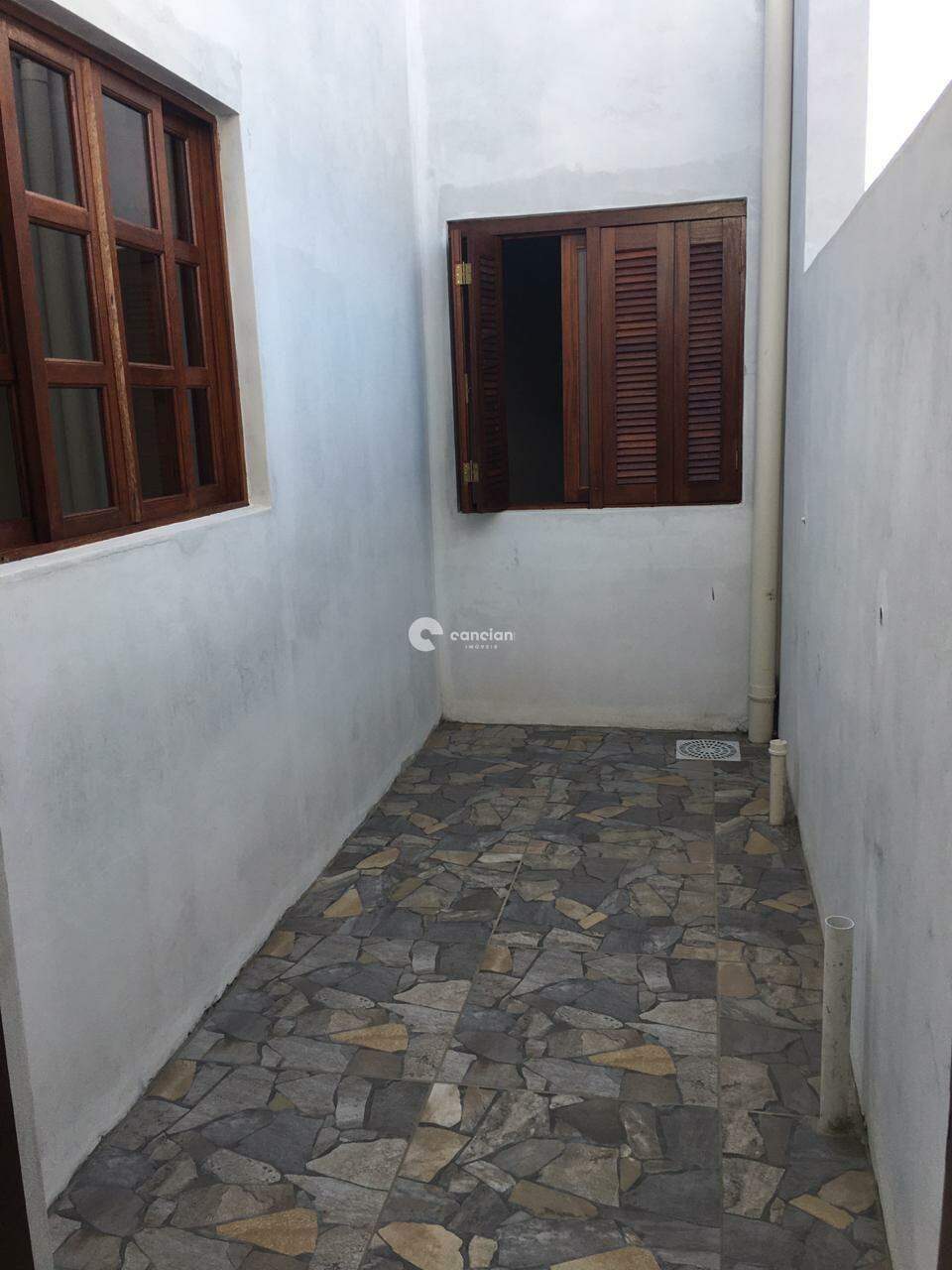 Casa de Condomínio à venda no Pinheiro Machado: