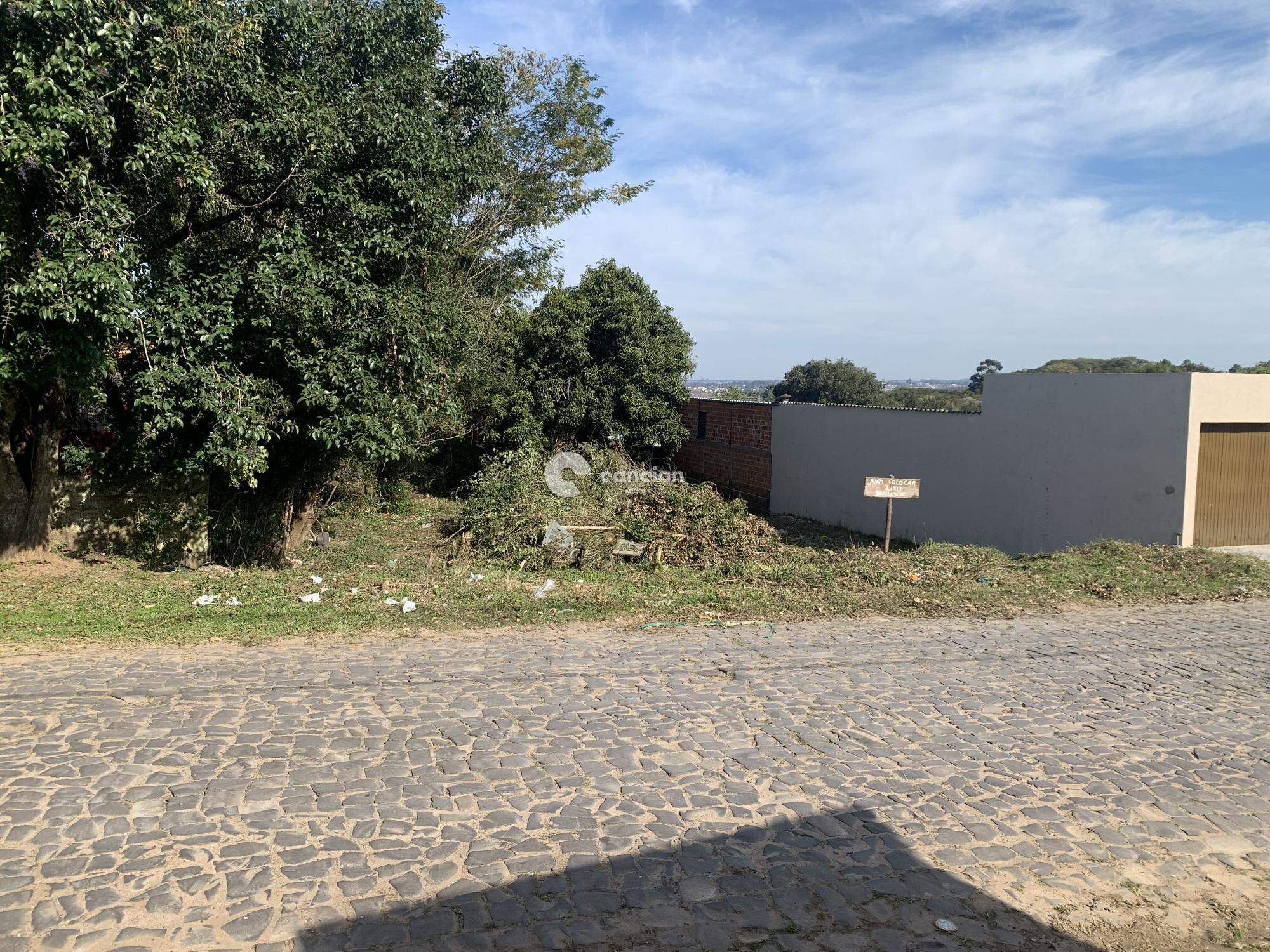 Terreno à venda no Chácara das Flores: 