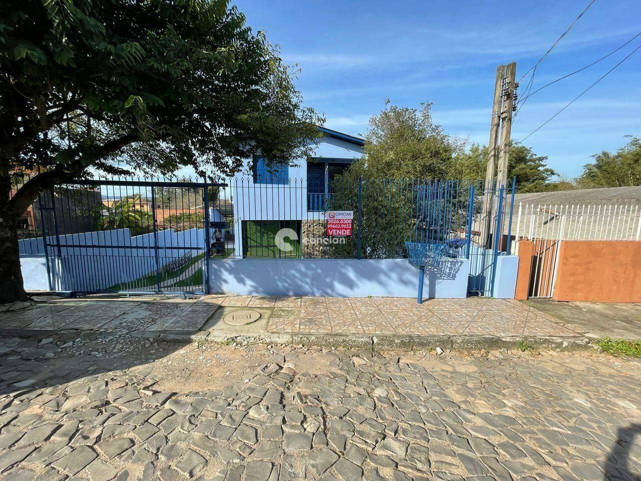 Casa à venda no Camobi: 
