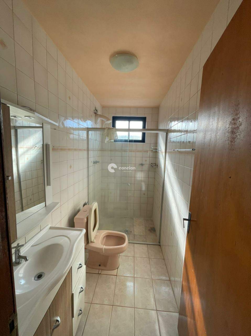 Casa à venda no Camobi: 