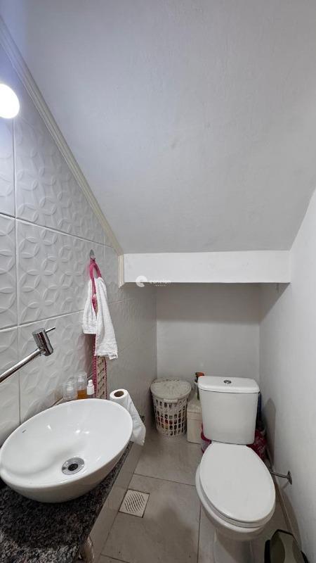 Sobrado à venda no Nossa Senhora Medianeira: 