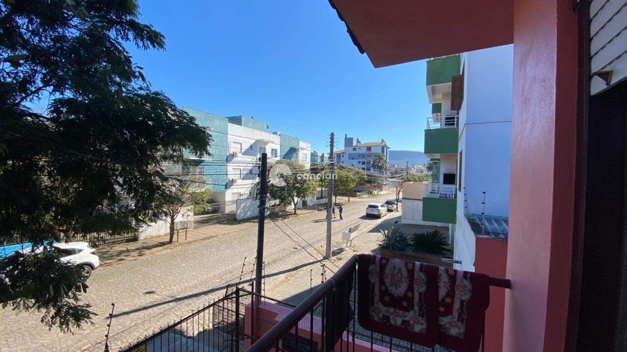 Casa à venda no Camobi: 
