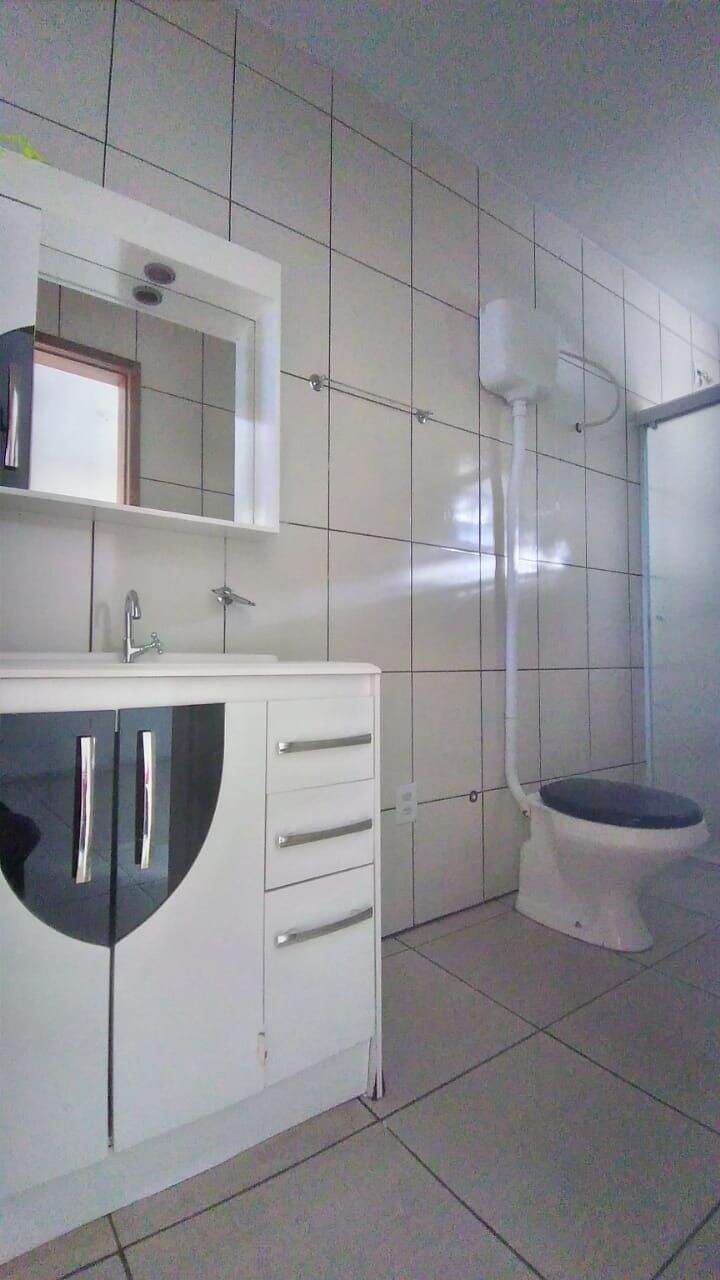 Casa à venda no Tancredo Neves: 