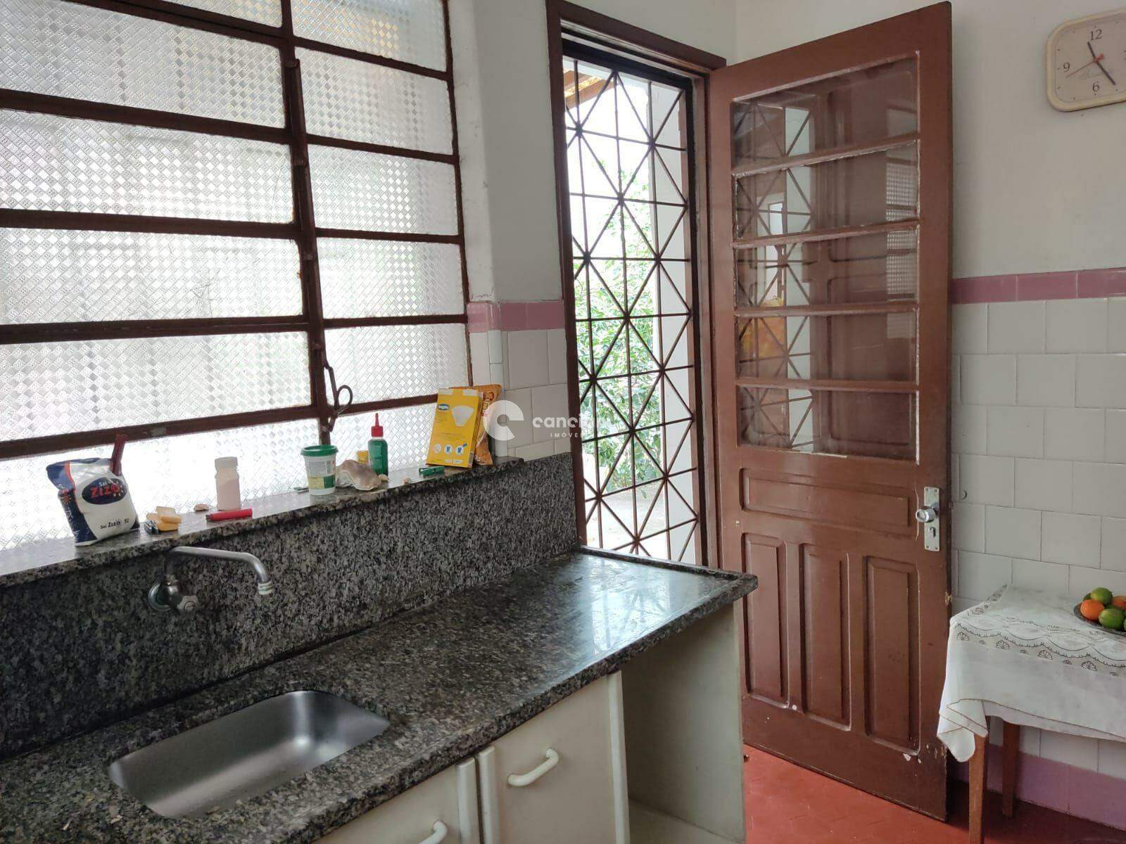 Casa à venda no Centro: 