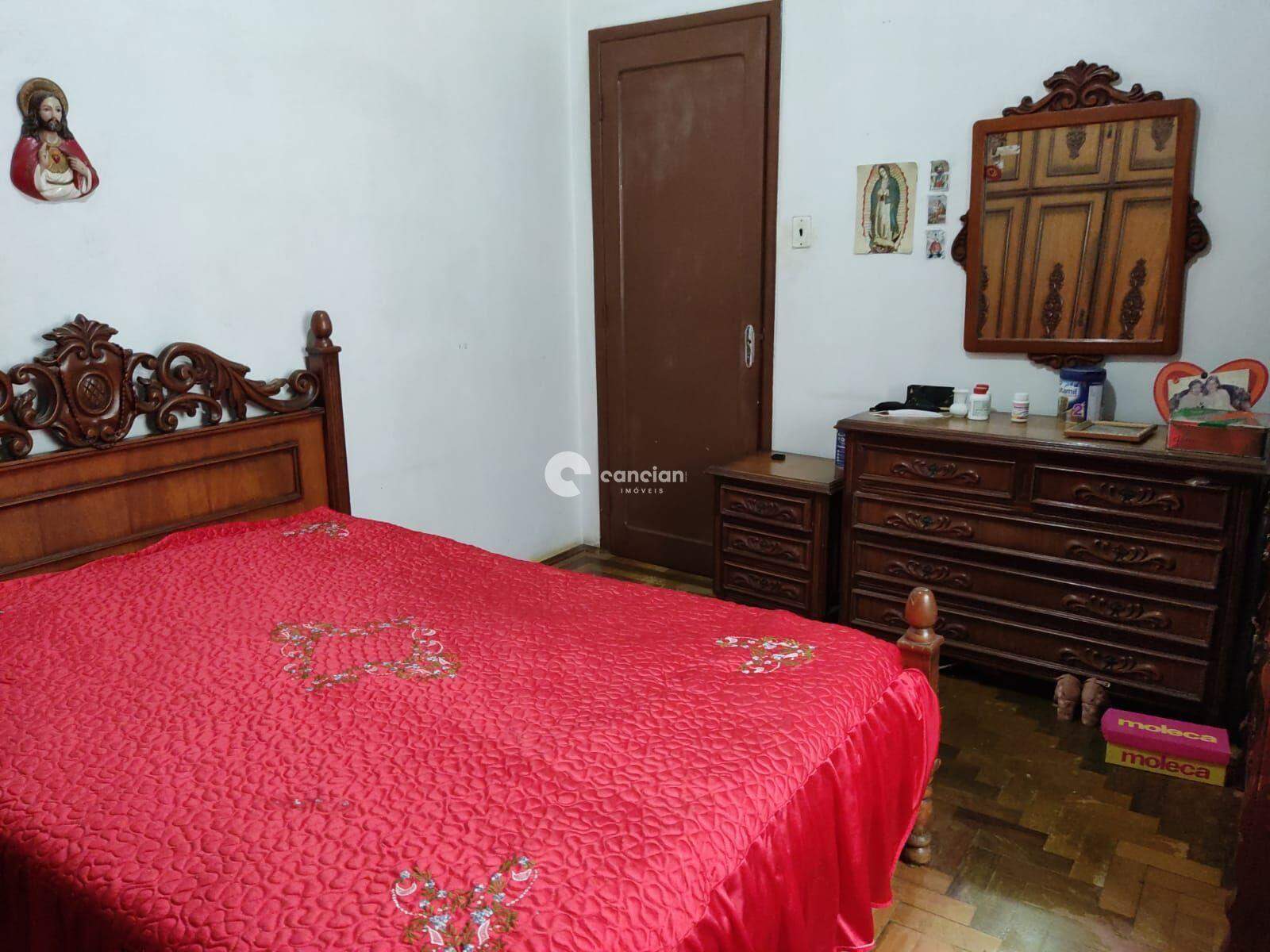 Casa à venda no Centro: 
