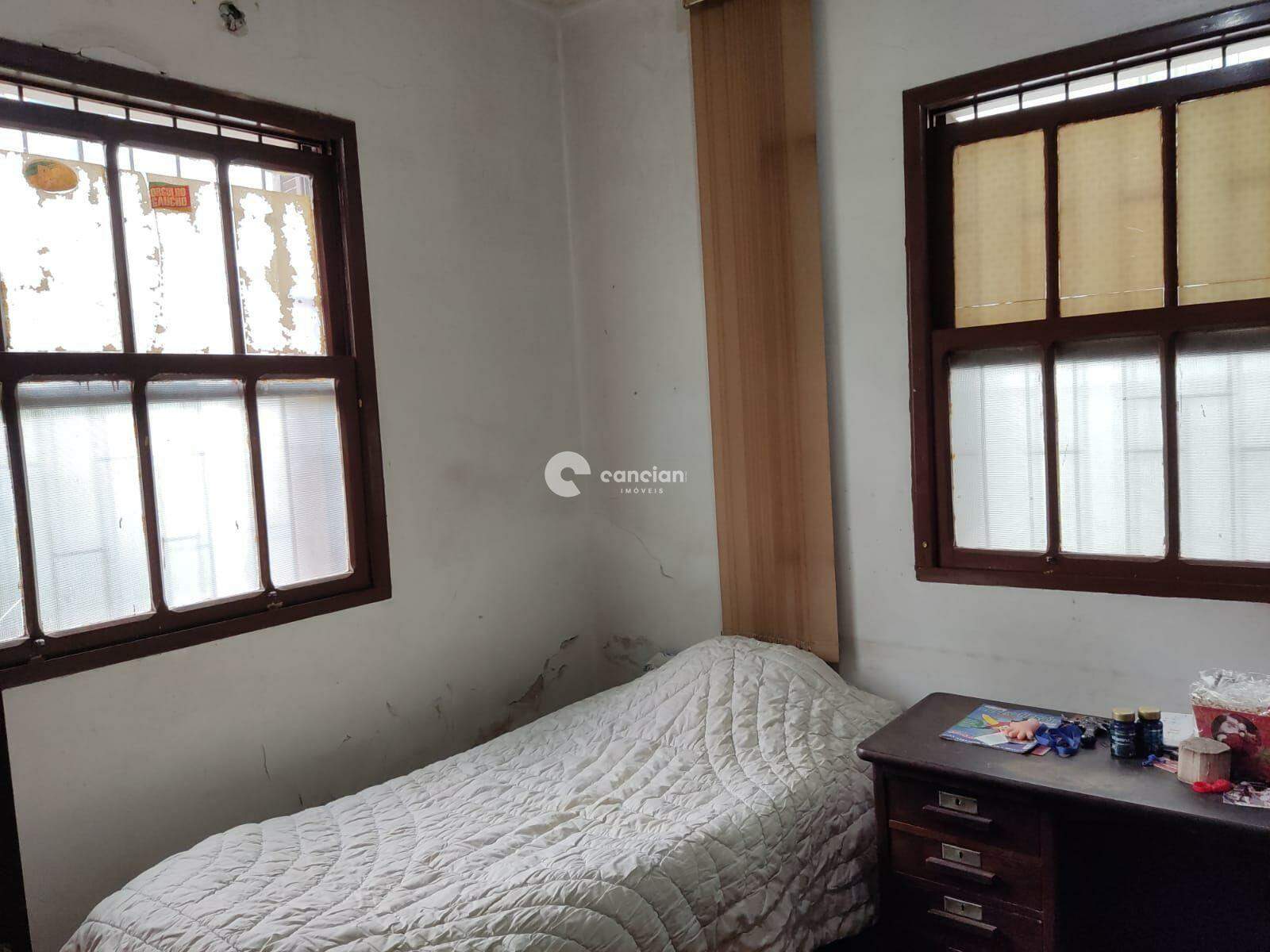 Casa à venda no Centro: 