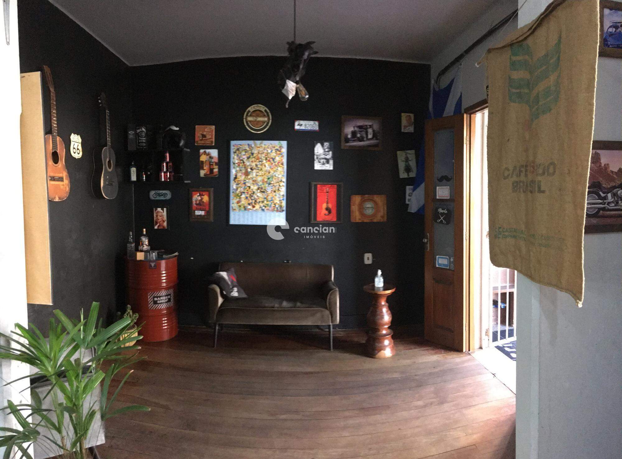 Casa Comercial à venda no Centro: 