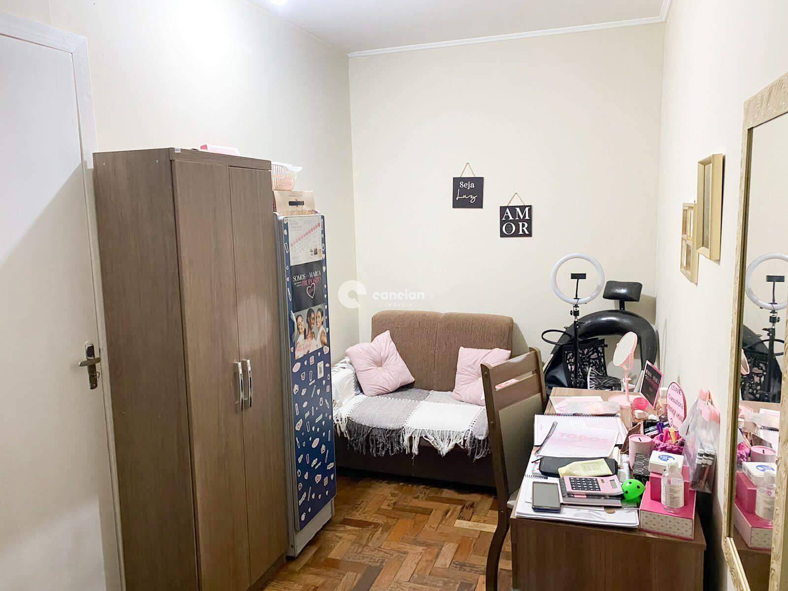 Casa à venda no Camobi: 
