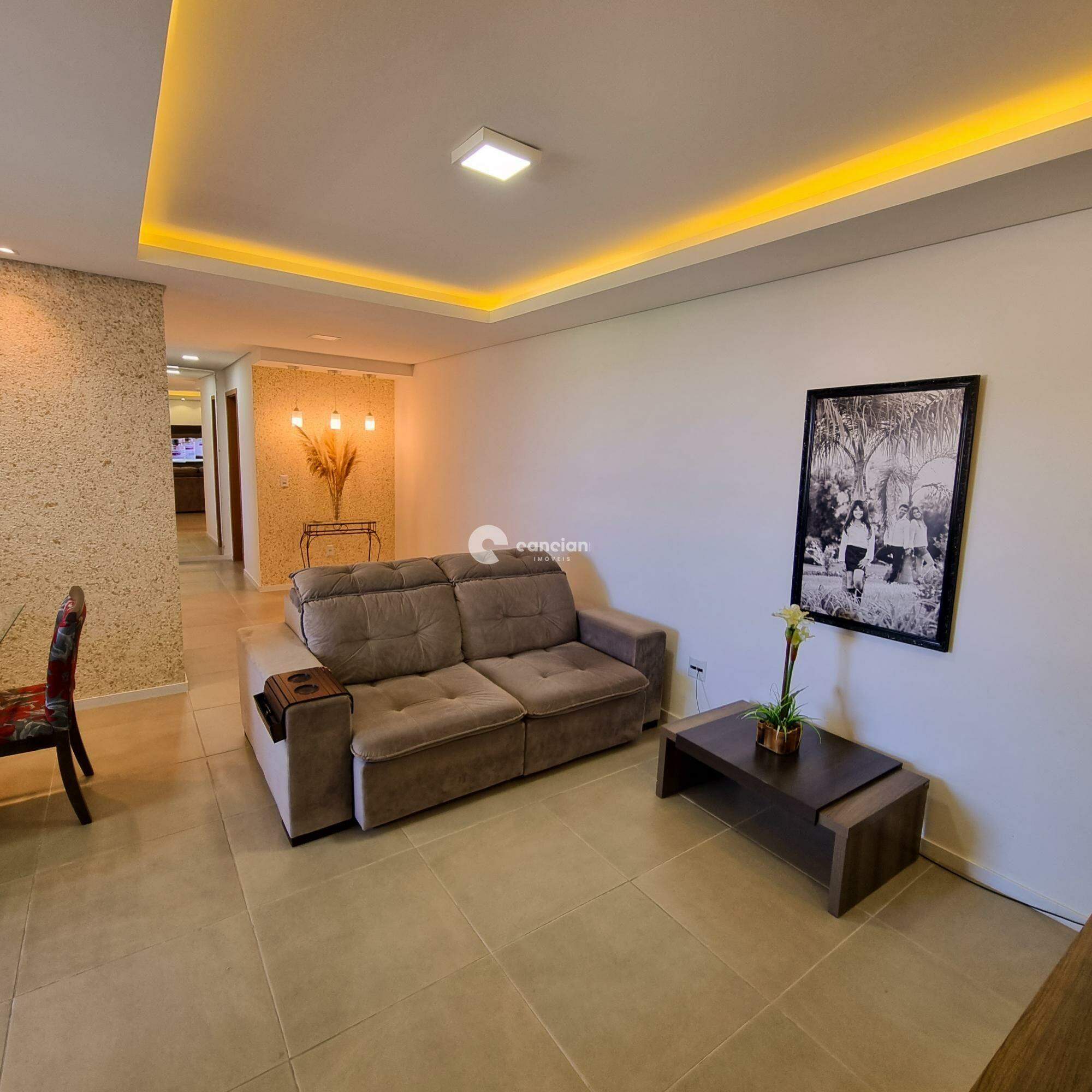 Apartamento à venda no Pinheiro Machado: 