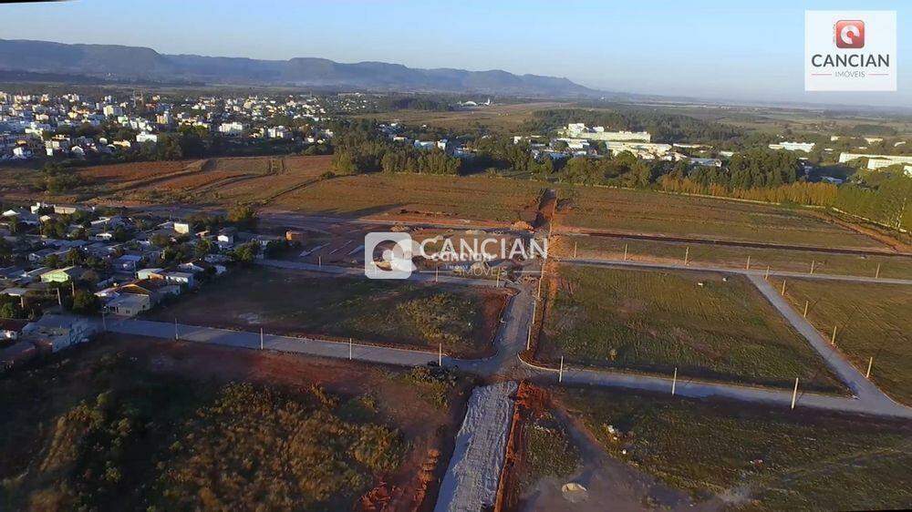 Terreno à venda no Camobi: 