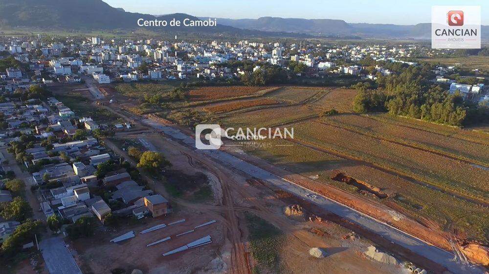 Terreno à venda no Camobi: 