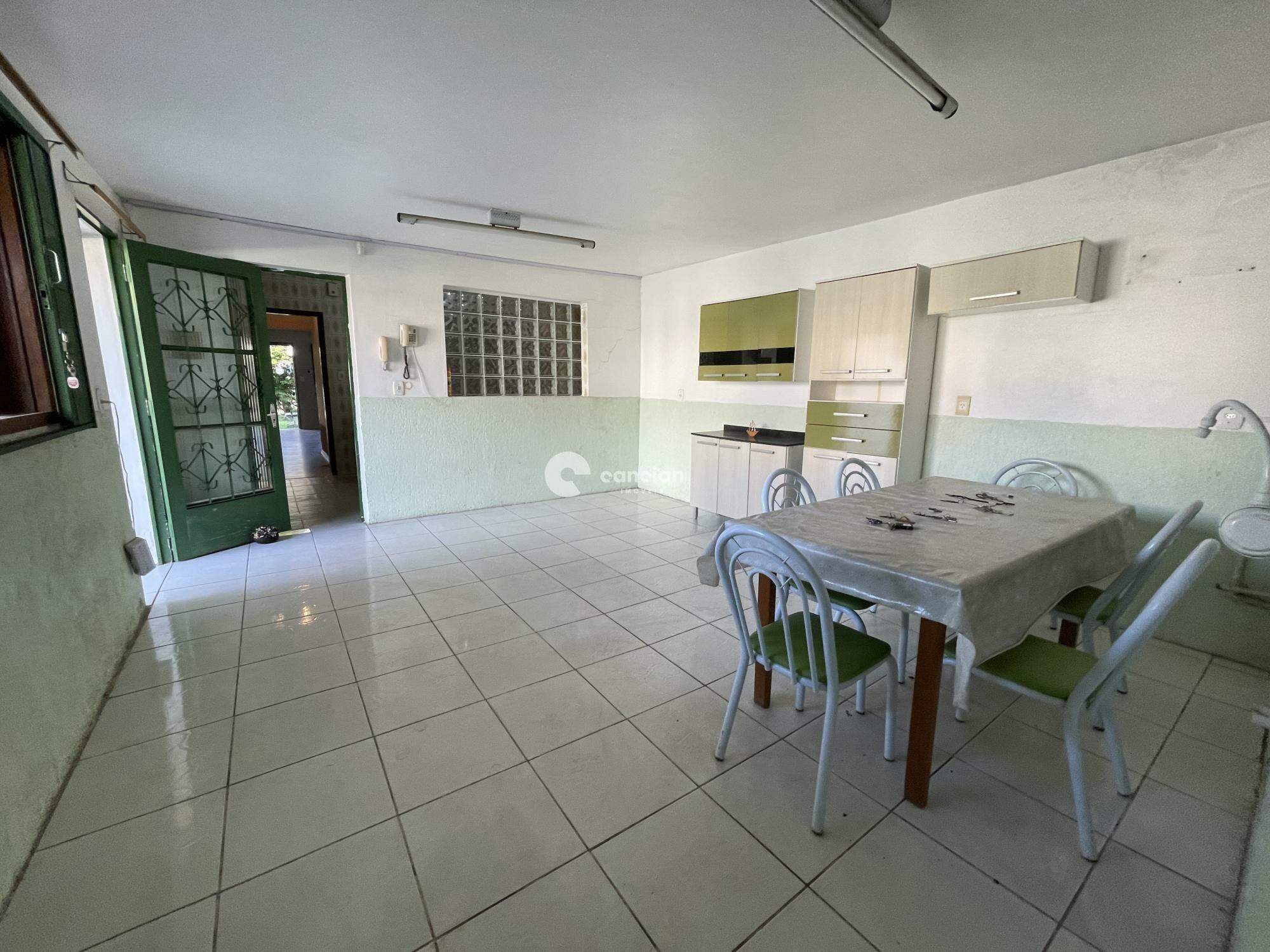 Casa à venda no Passo D'Areia: 