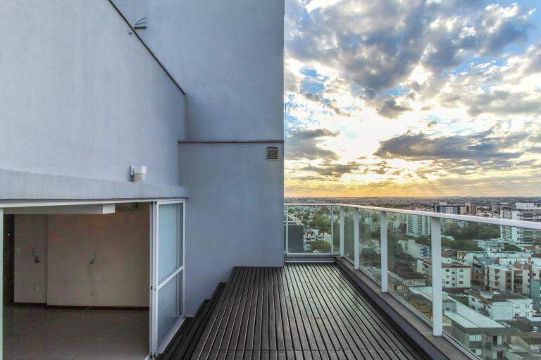 Cobertura à venda no Centro: