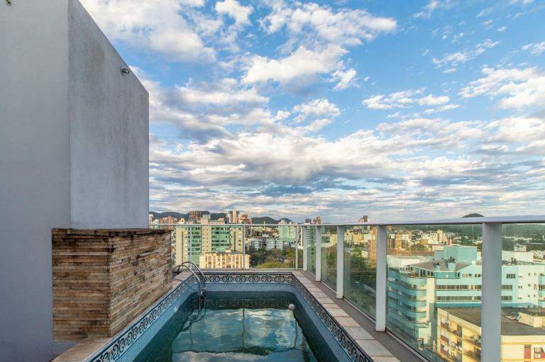 Cobertura à venda no Centro: