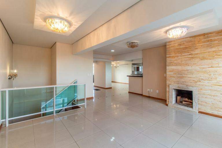 Cobertura à venda no Centro: