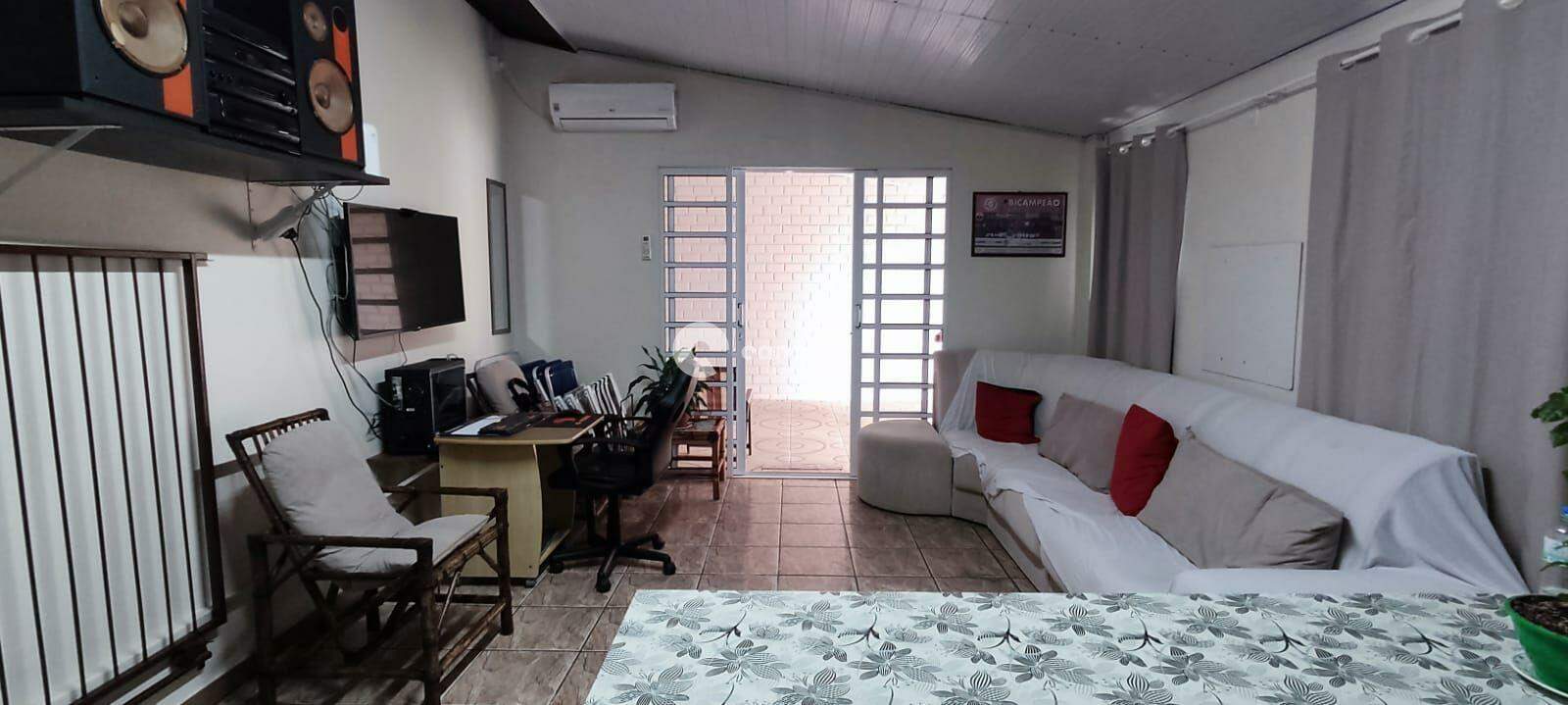 Casa à venda no Pinheiro Machado: 