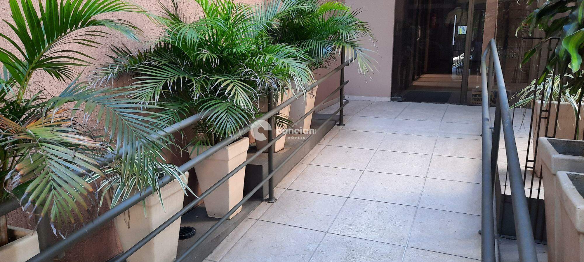 Kitnet à venda no Centro: 