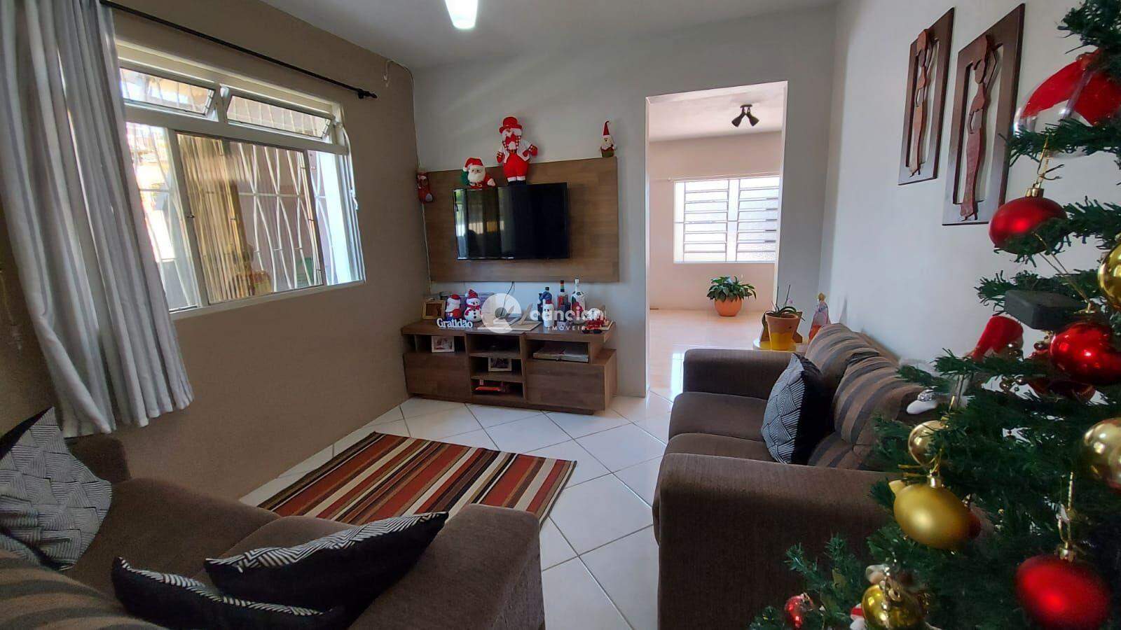 Casa à venda no Juscelino Kubitschek: 