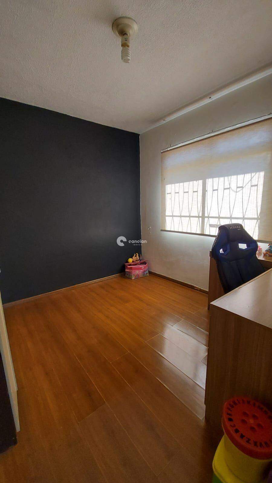 Casa à venda no Juscelino Kubitschek: 