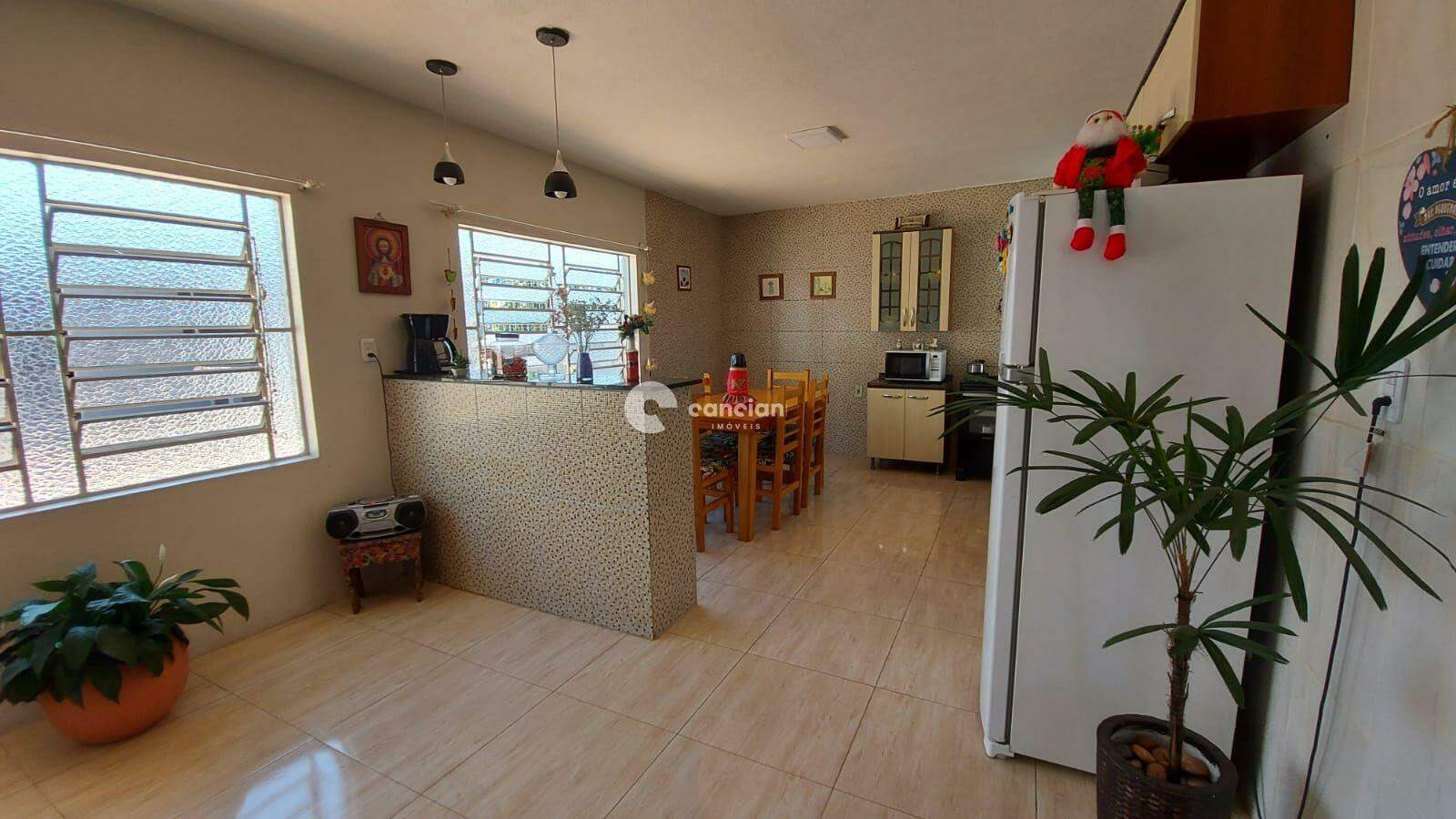 Casa à venda no Juscelino Kubitschek: 