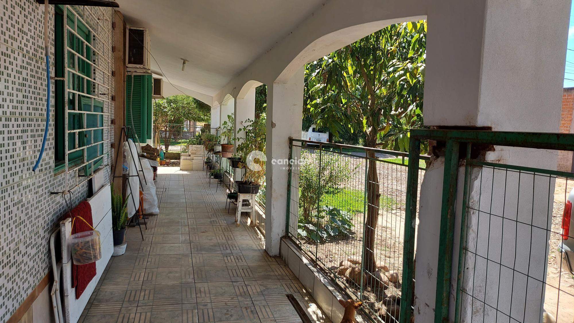 Casa à venda no Pé de Plátano: 