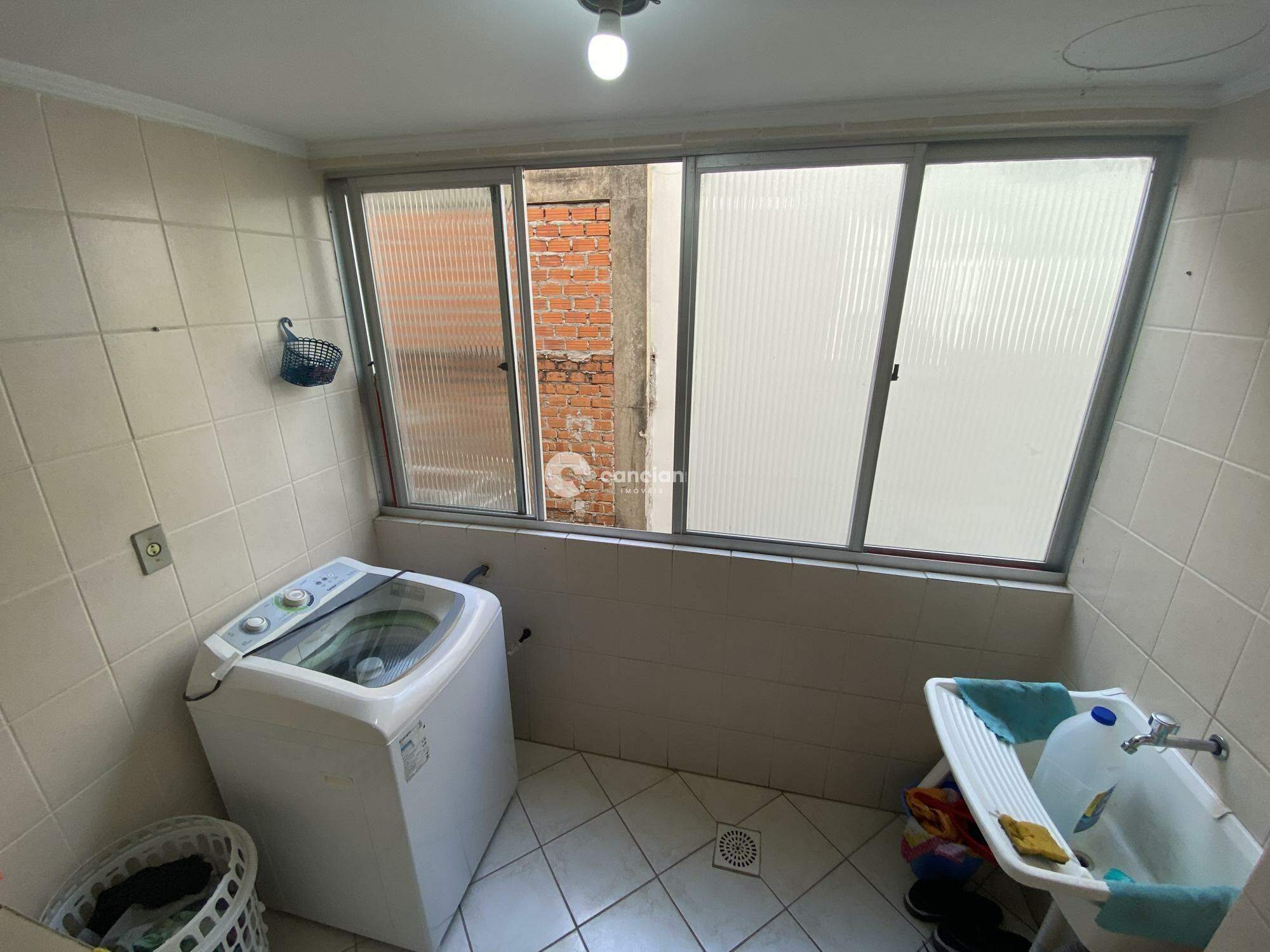Apartamento à venda no Km 3: 
