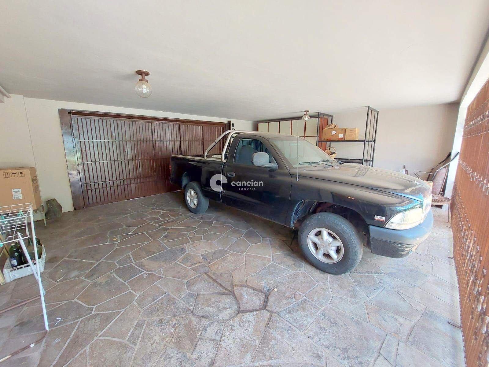 Casa à venda no Camobi: 
