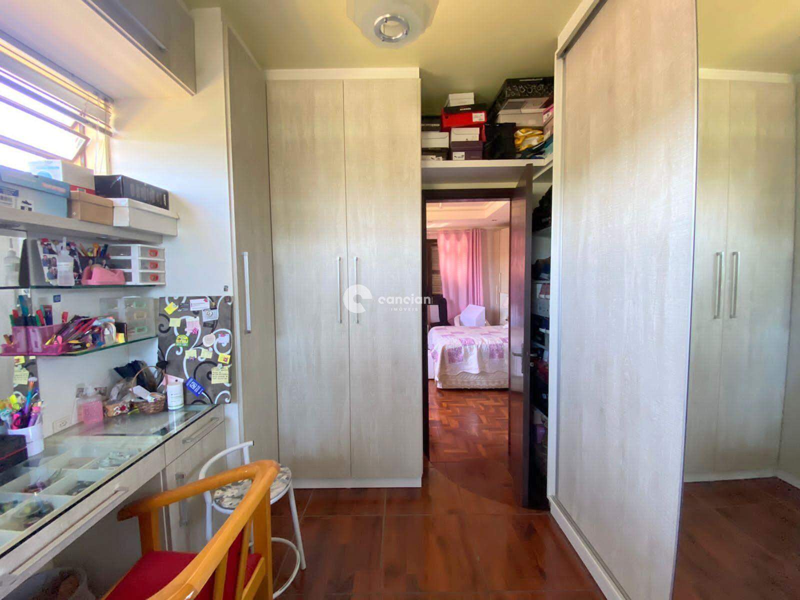 Casa à venda no Camobi: 