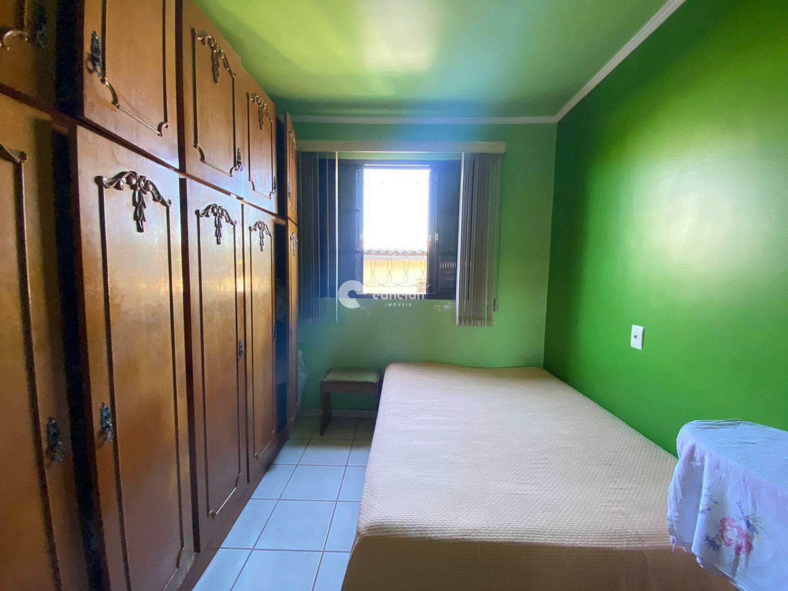 Casa à venda no Camobi: 