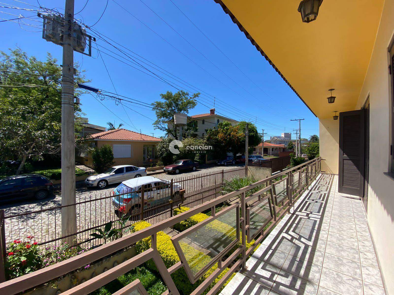 Casa à venda no Camobi: 