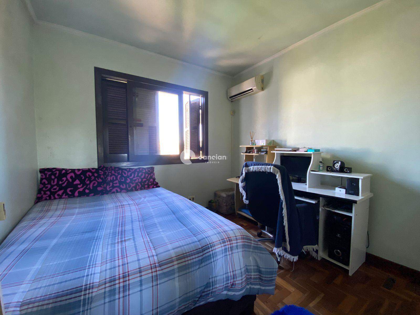 Casa à venda no Camobi: 