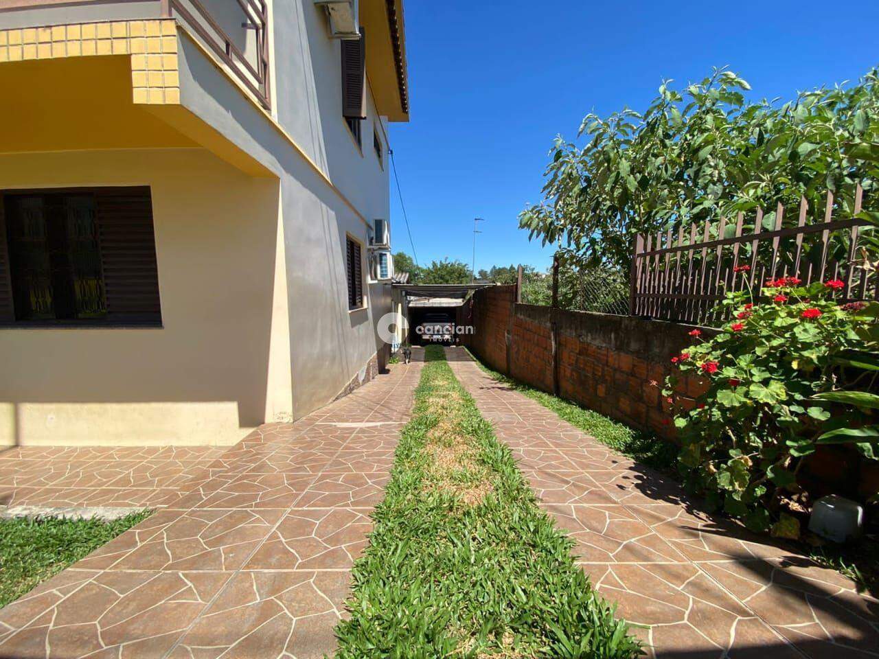 Casa à venda no Camobi: 