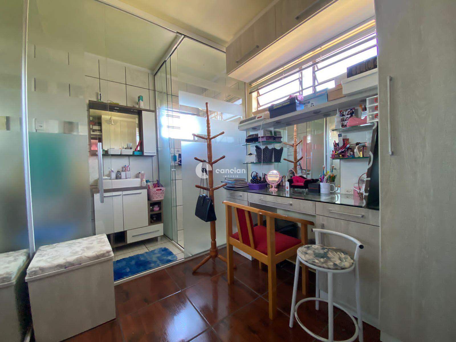 Casa à venda no Camobi: 