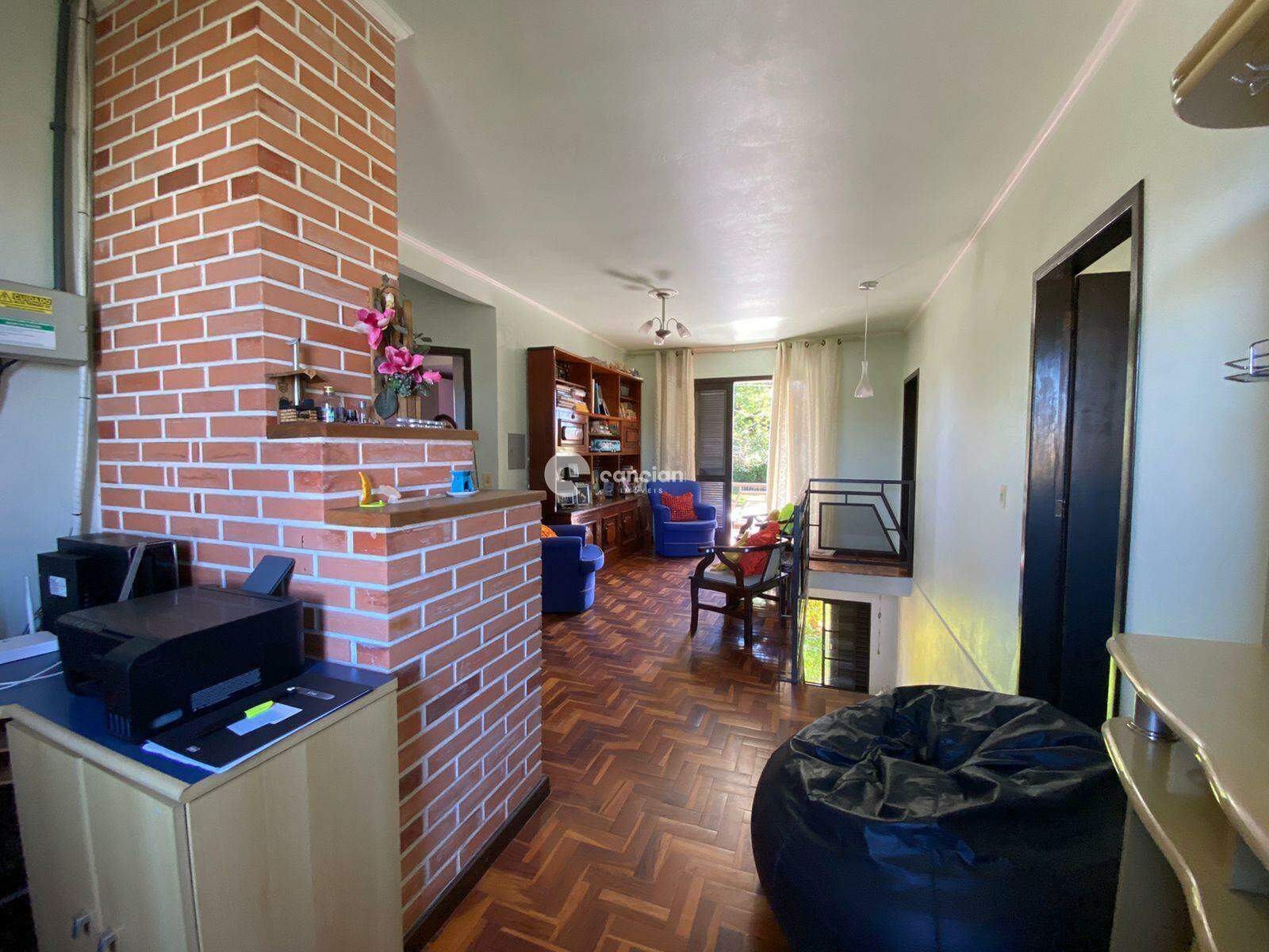 Casa à venda no Camobi: 