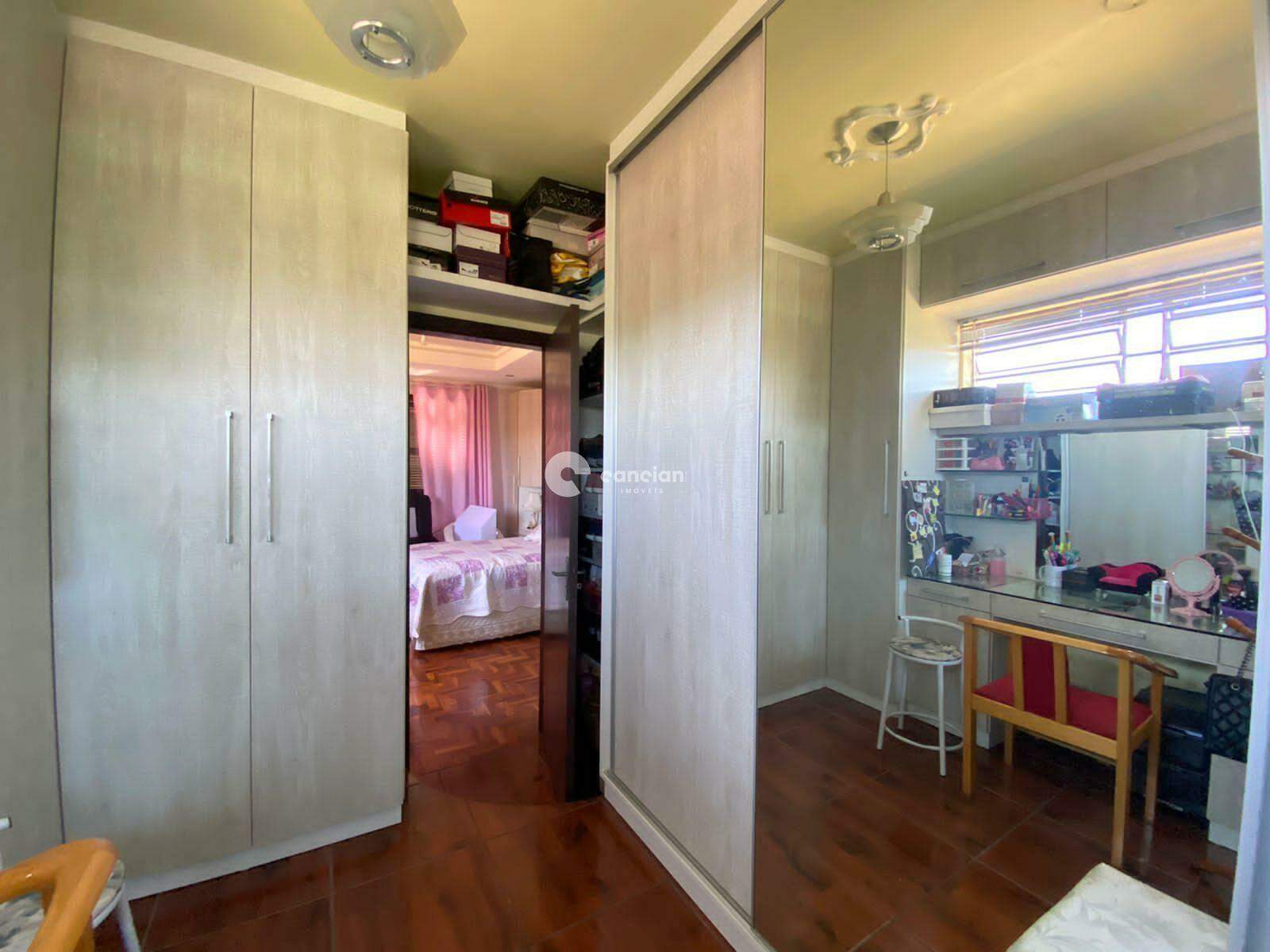 Casa à venda no Camobi: 