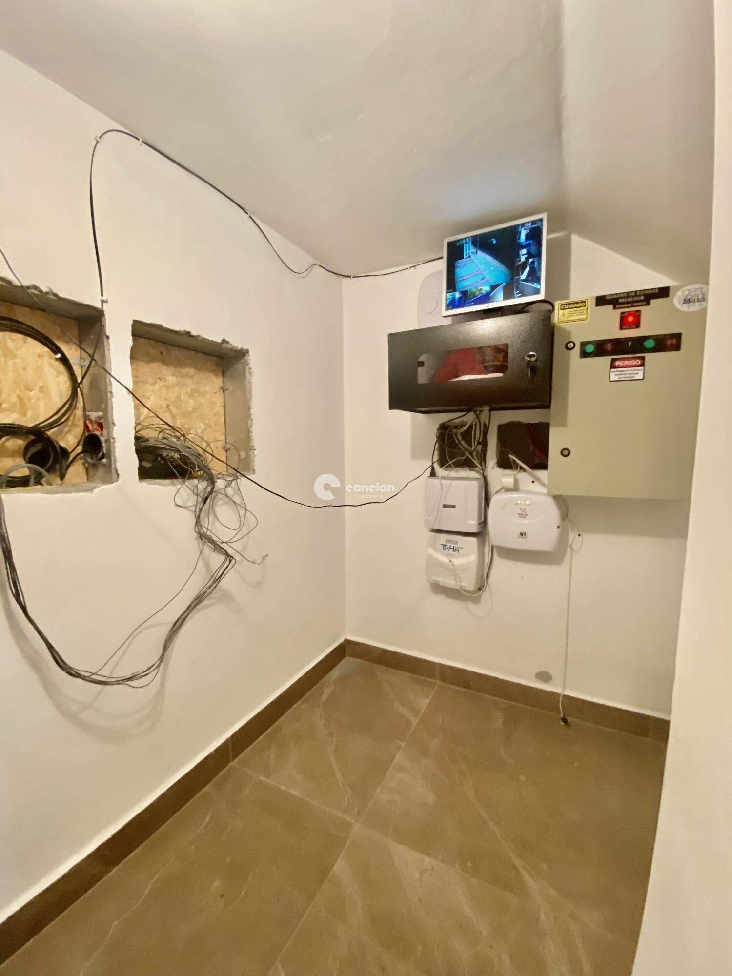Cobertura à venda no Camobi: 
