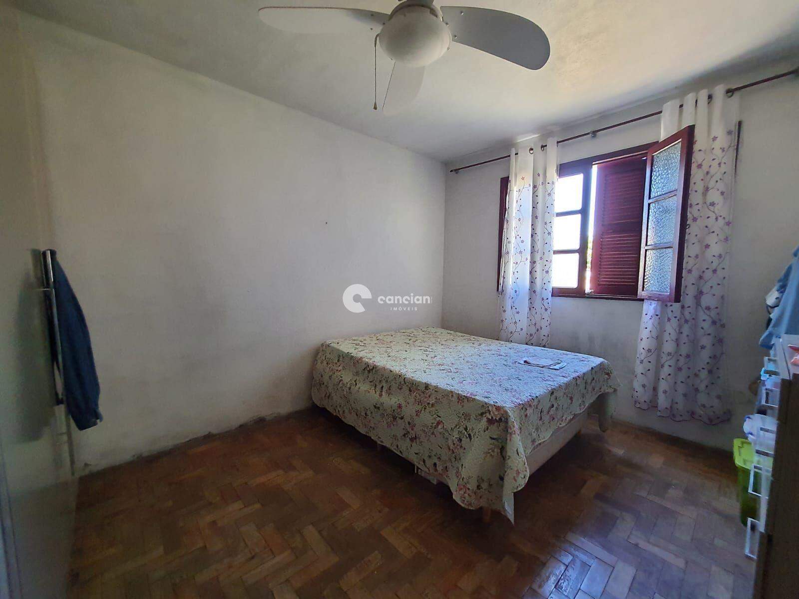 Casa à venda no Juscelino Kubitschek: 