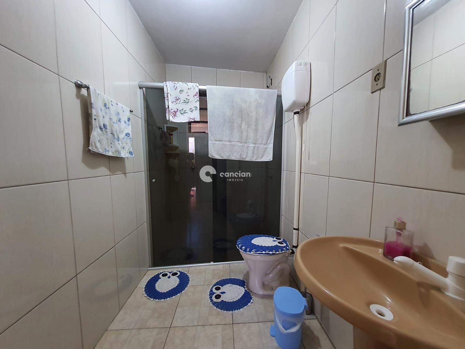Casa à venda no Juscelino Kubitschek: 