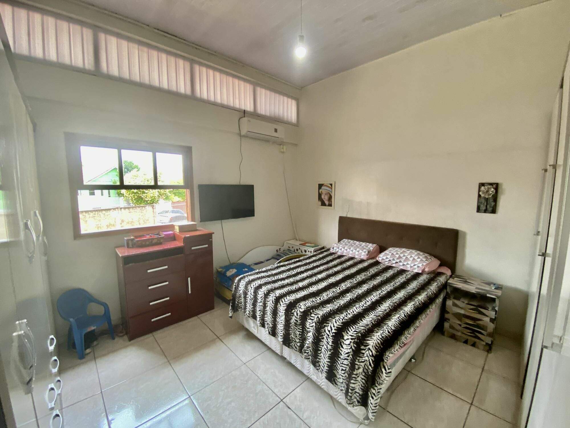 Casa à venda no Juscelino Kubitschek: 