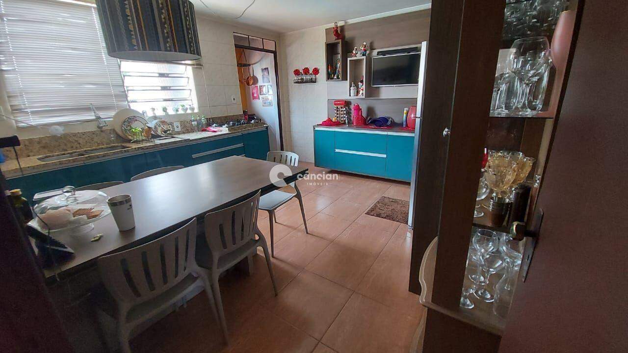 Casa à venda no Dom Antônio Reis: 