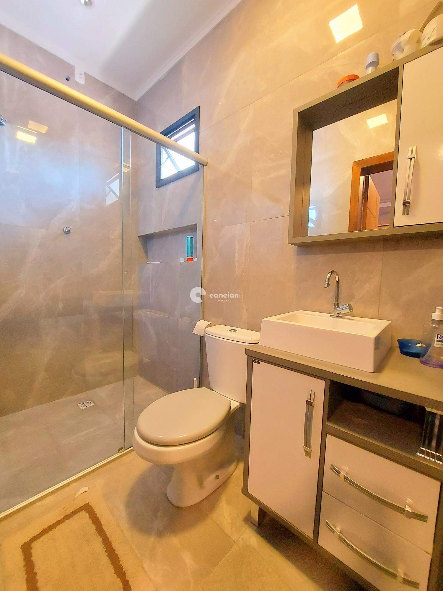 Casa à venda no Juscelino Kubitschek: 